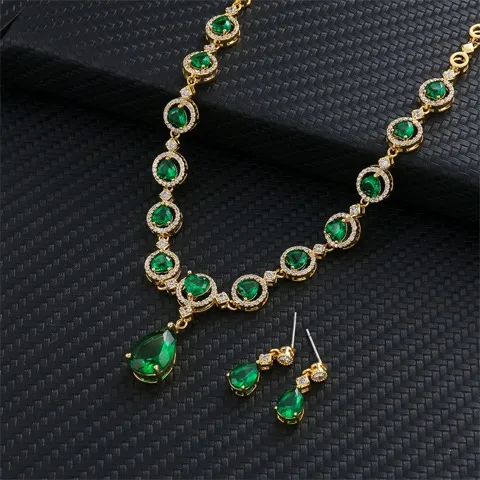 Nostalgic Glamour: Vintage and Retro Fashion Jewelry