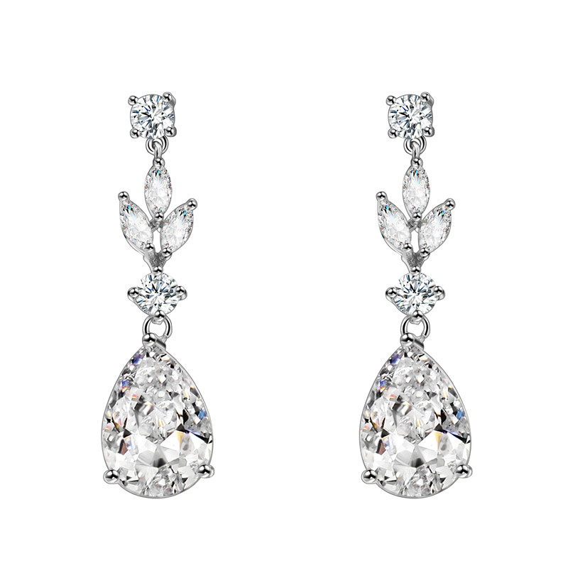 Jewelry design illustration for How Do I Buy Wholesale and Sell Fashion Jewelry