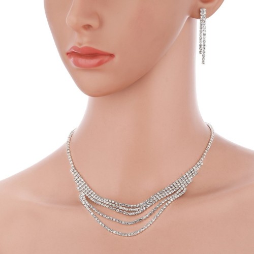 Wholesale Rhinestone Jewelry: A Retail Buying and Inventory Guide